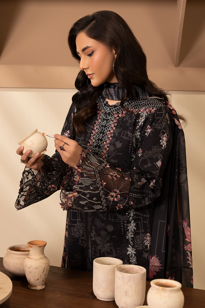 Bianca - Printed Luxury Pret (3PC)