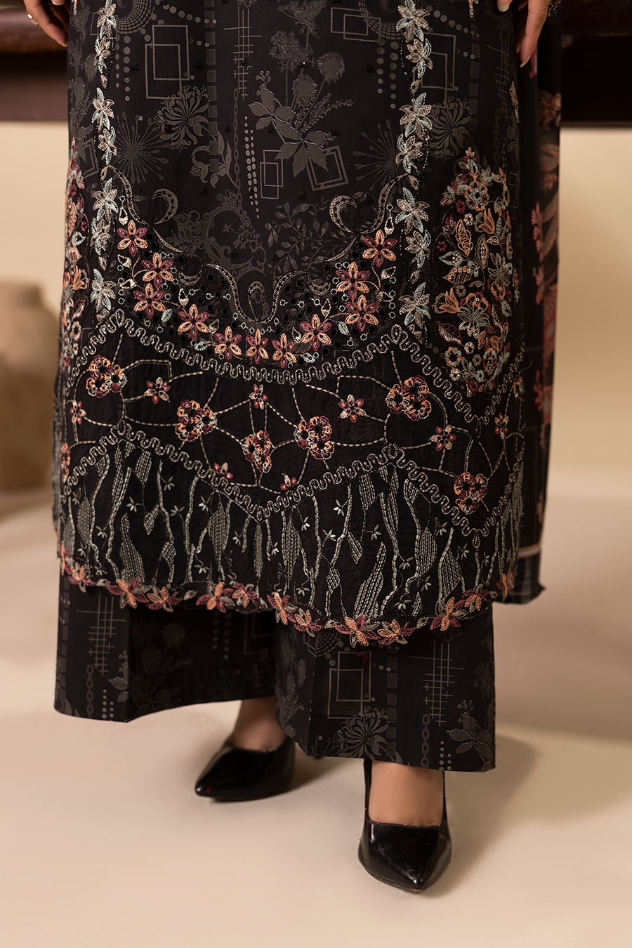 Bianca - Printed Luxury Pret (3PC)