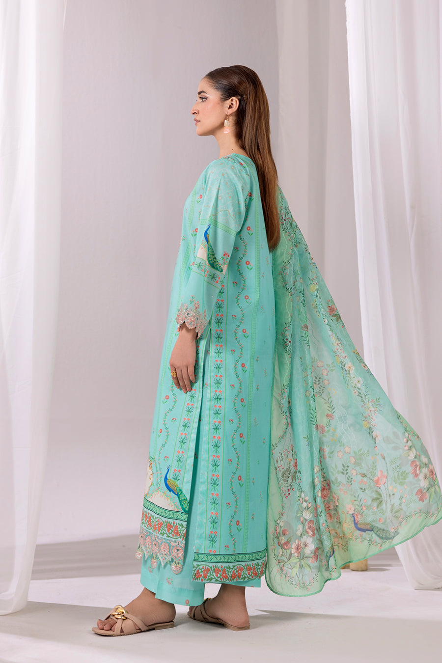 Valeria- Printed Luxury Pret(3Pcs)
