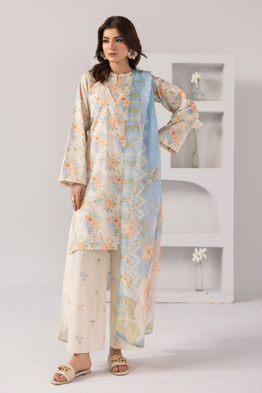 Bloom Theory-Printed Luxury Pret(3Pcs)