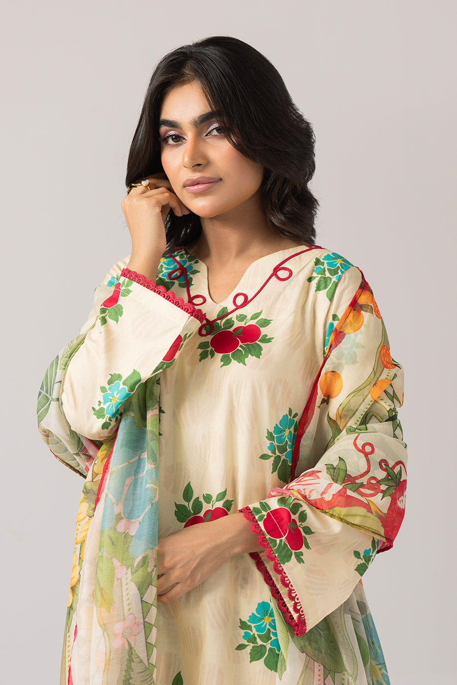 Golden Glow-Printed Luxury Pret(3Pcs)