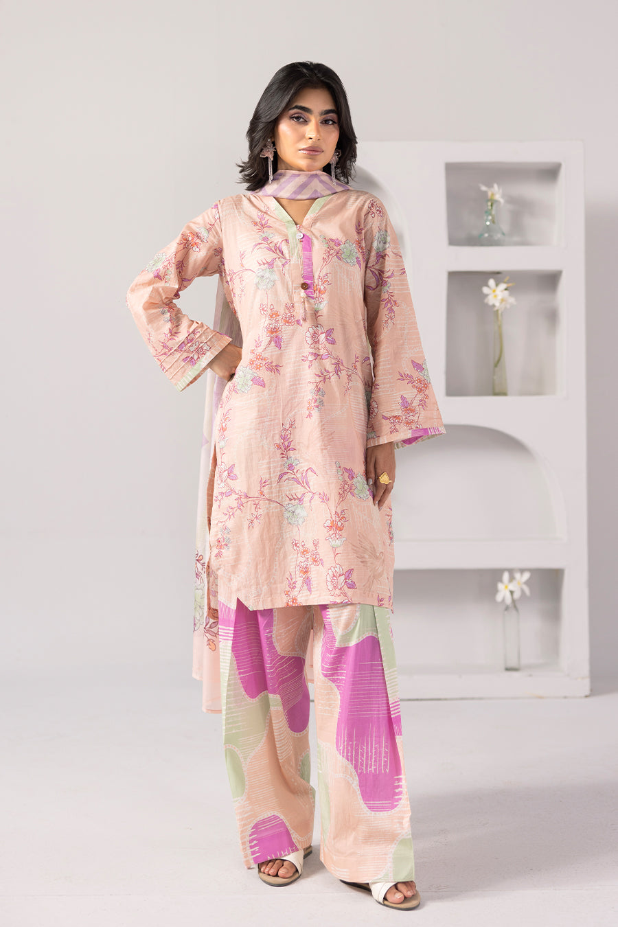 Noir Bloom-Printed Luxury Pret(3Pcs)