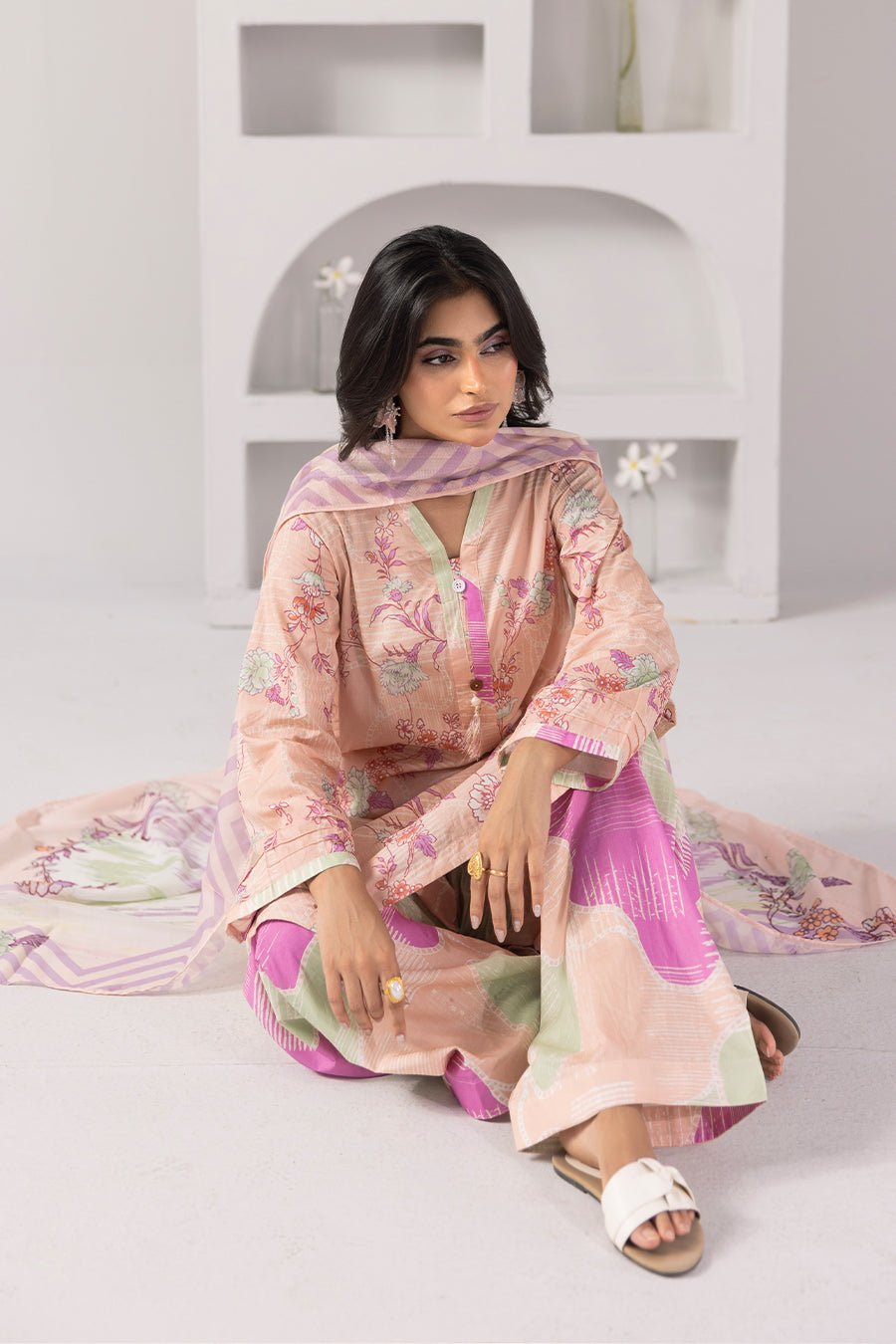 Noir Bloom-Printed Luxury Pret(3Pcs)