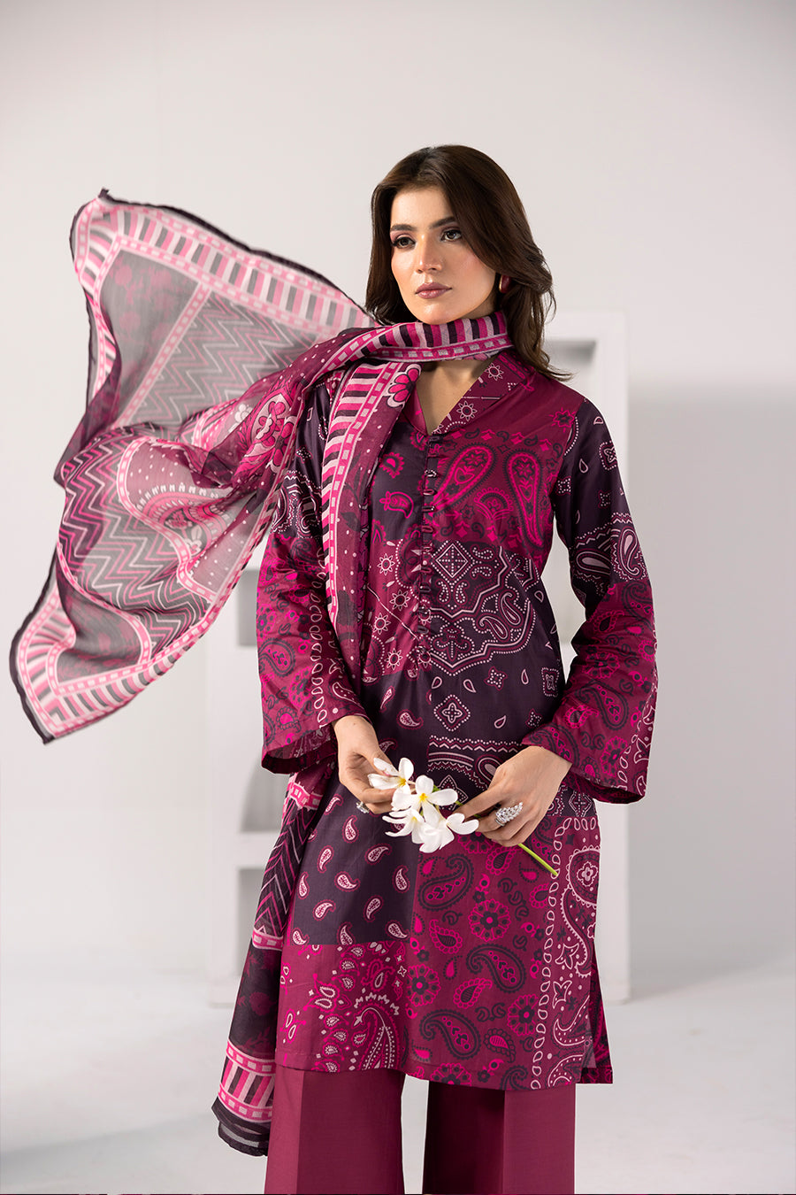 Plum Petal-Printed Luxury Pret(3Pcs)