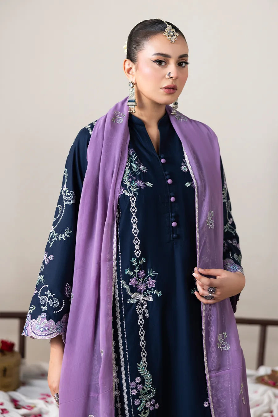 Neelam Emb-3PC - Zeenat Pret