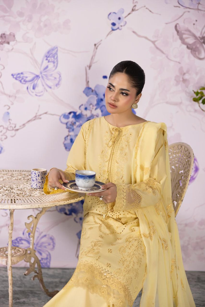 Amber- Luxury Pret (3PC)