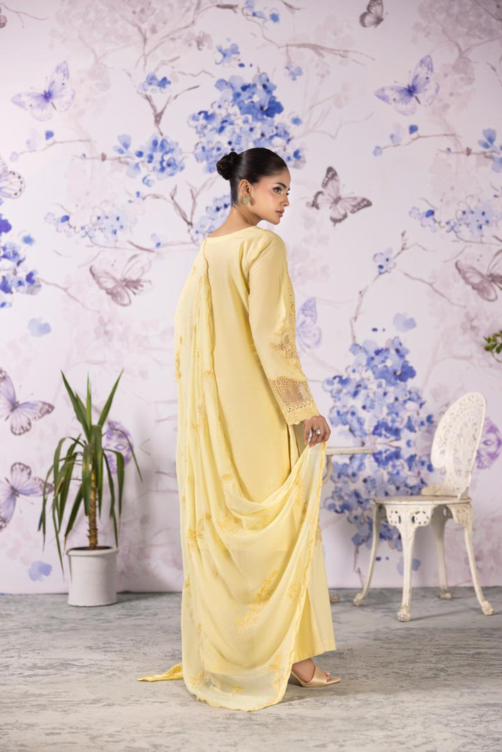 Amber- Luxury Pret (3PC)