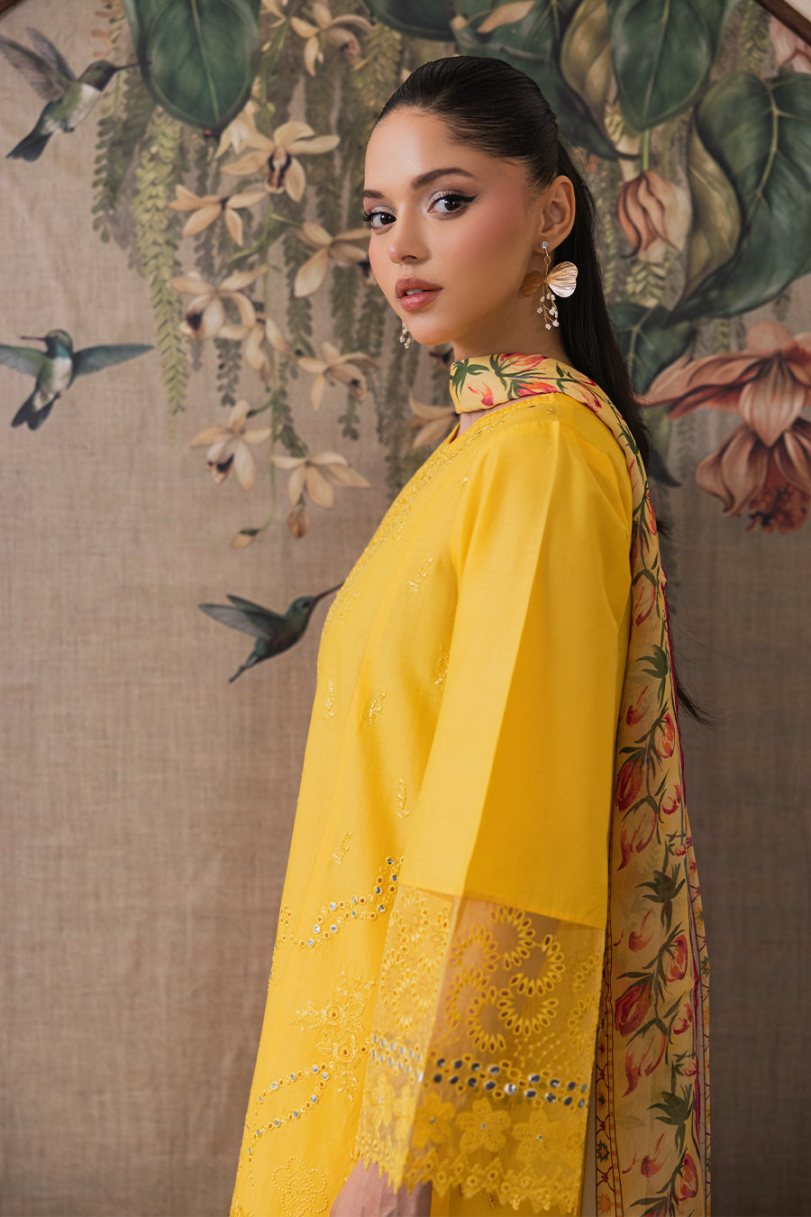 Golden Topaz Emb-3PC - Zeenat Pret