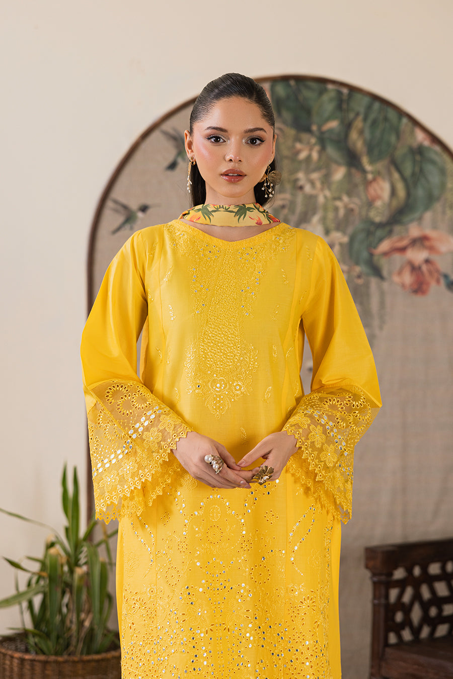 Golden Topaz Emb-3PC - Zeenat Pret