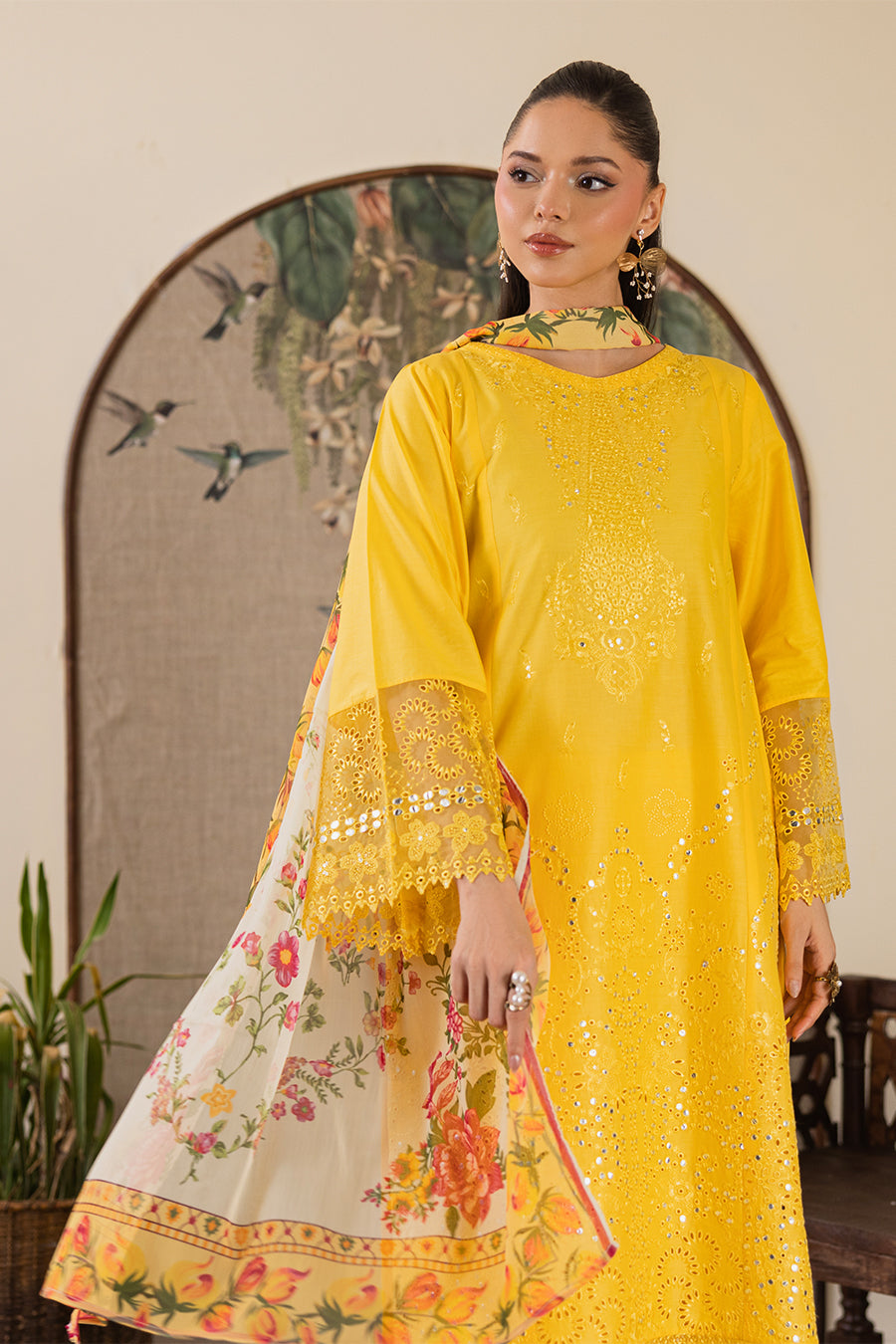 Golden Topaz Emb-3PC - Zeenat Pret