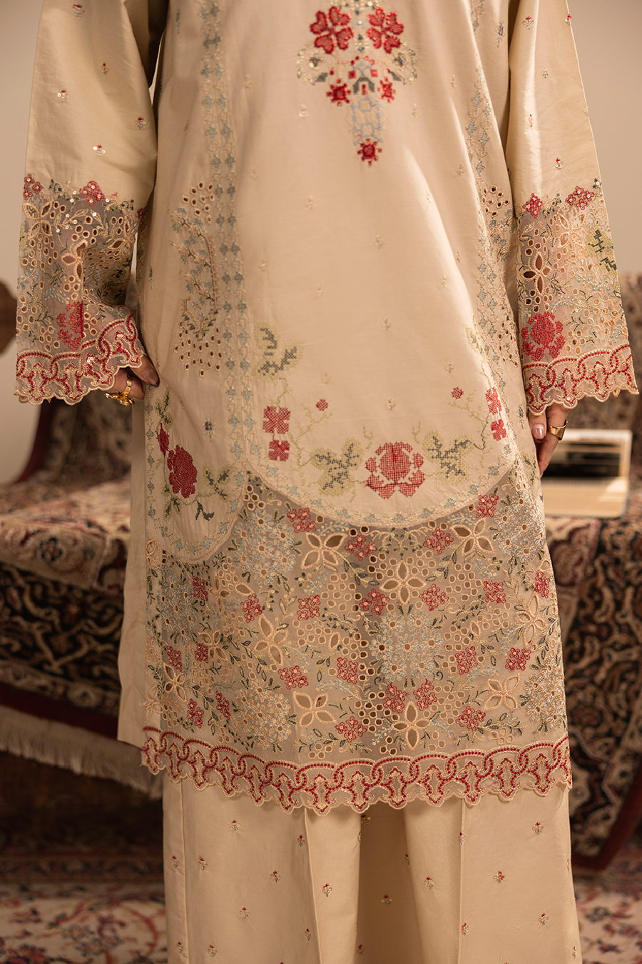 Mushq Emb-3PC - Zeenat Pret
