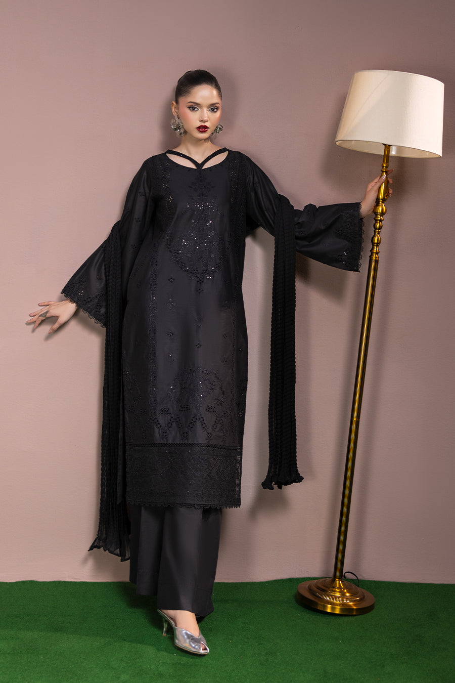 Obsidian Emb-3PC - Zeenat Pret