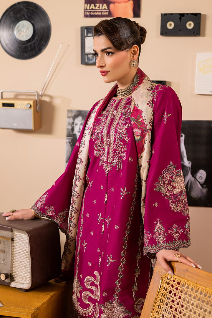 Victoria Emb -3PC - Zeenat Pret